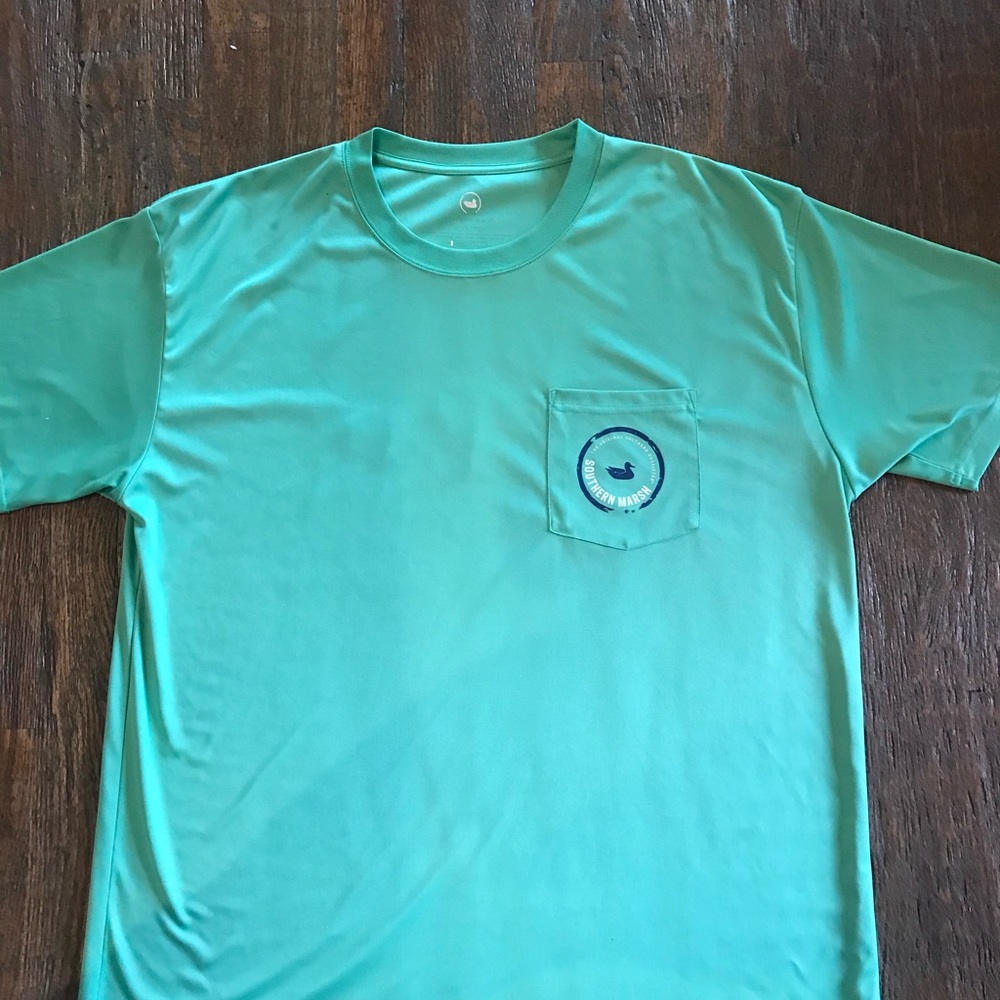 Men’s Southern Marsh dri fit top, size xl